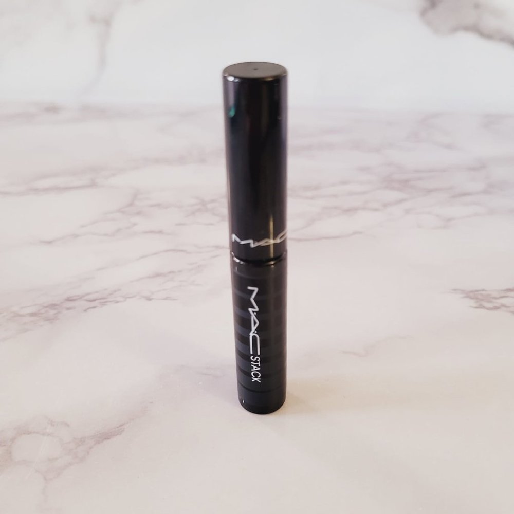 MAC Stack Mascara - Picture 4 of 5